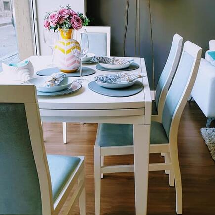Dining table "Kare"